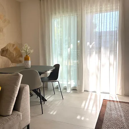 Residenza Luisiana Luxury Flexrent - Immobiliare Abissinia Apartment *